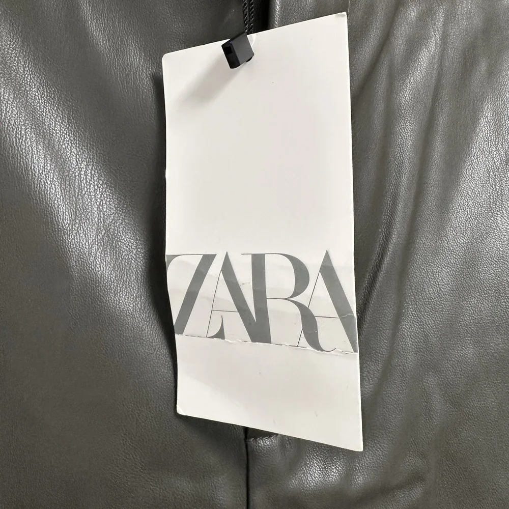 ZARA Black Faux Leather Leggings Hi-Rise Leggings Skinny Pants Size XS